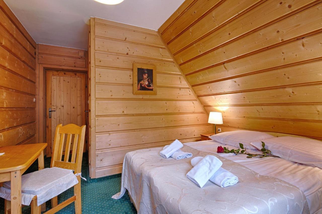 Goralski Gosciniec & Spa Poronin Eksteriør billede